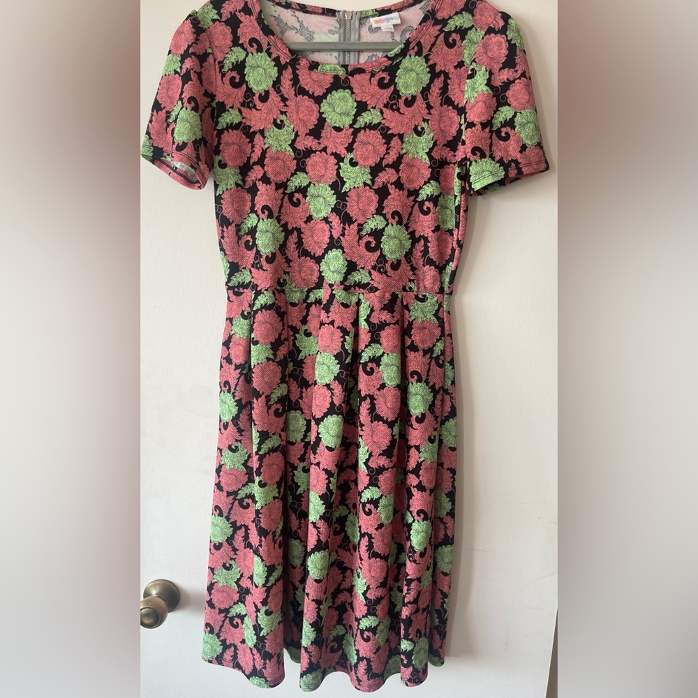 Pretty Short Sleeved Dress